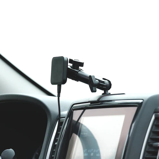 OFFROAM X PEAK DESIGN Nissan Frontier (2022-2024) Magnetic Charging Phone Mount