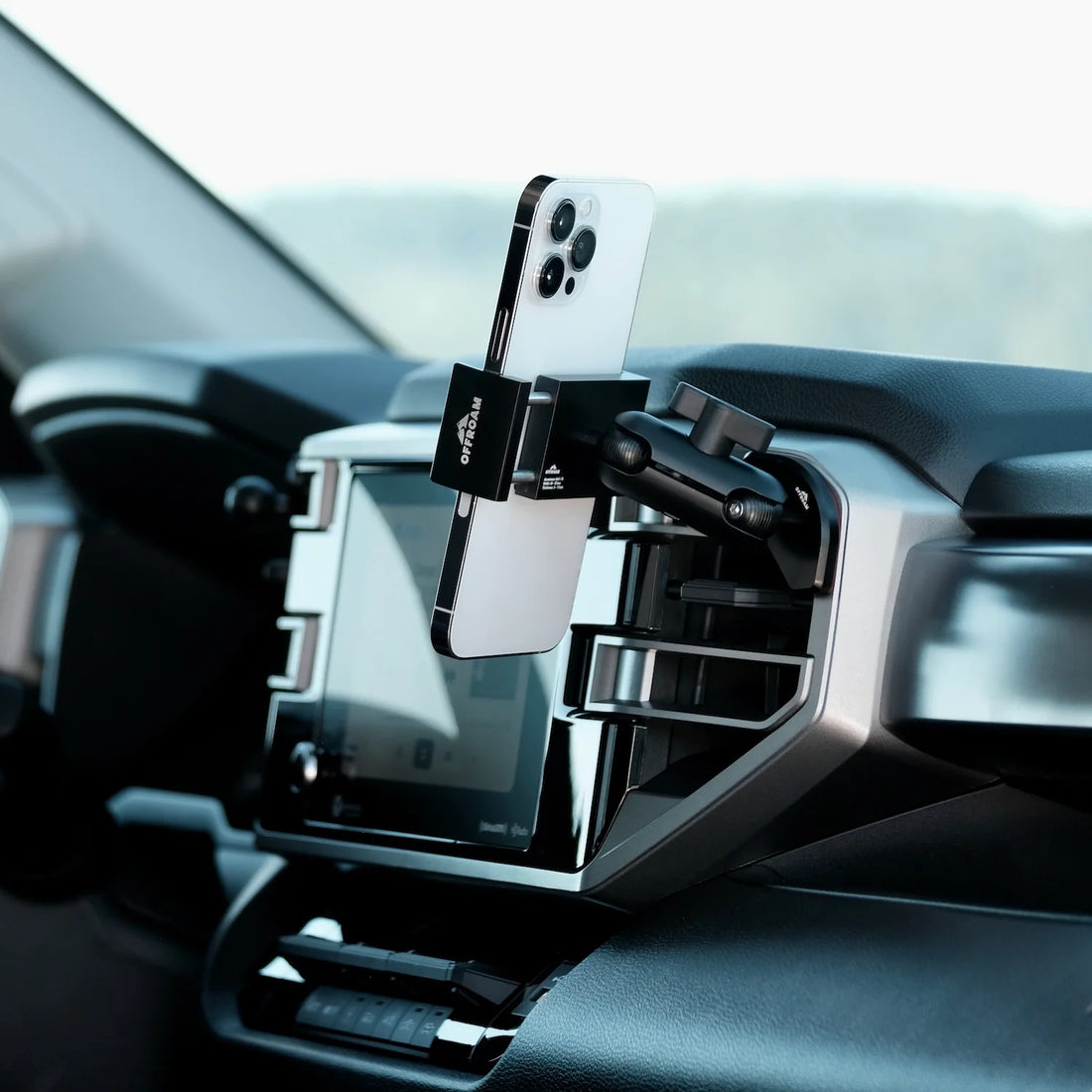 OFFROAM Toyota Tundra (2022-2024) | Sequoia (2023-2024) Phone Mount