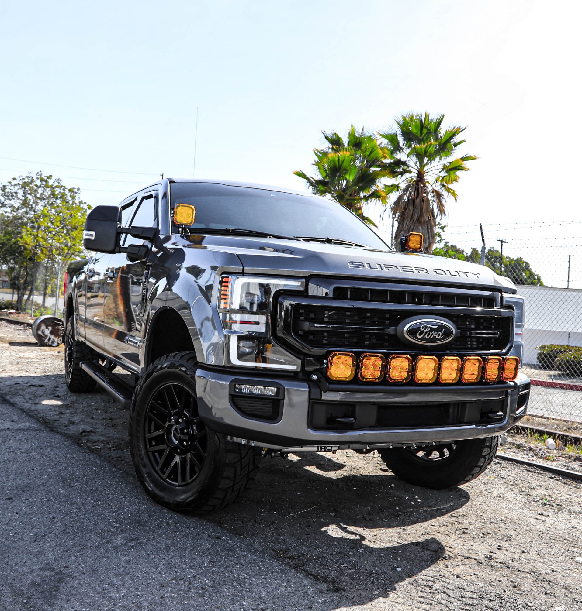 2017+ F250/F350 100% Bolt On Hood Mounted Pillar Brackets