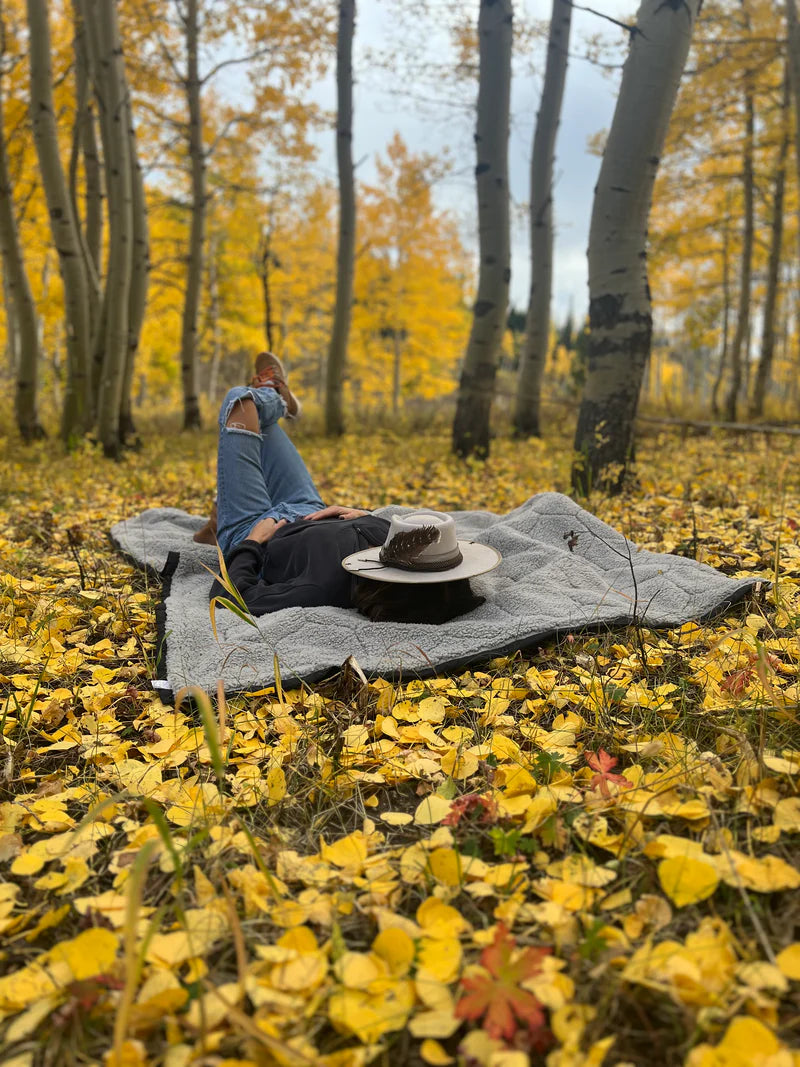 FSR Anywhere Poncho/Puff Blanket