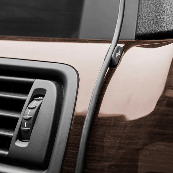 OFFROAM X PEAK DESIGN Toyota 4Runner (2010-2024) Magnetic Charging Phone Mount