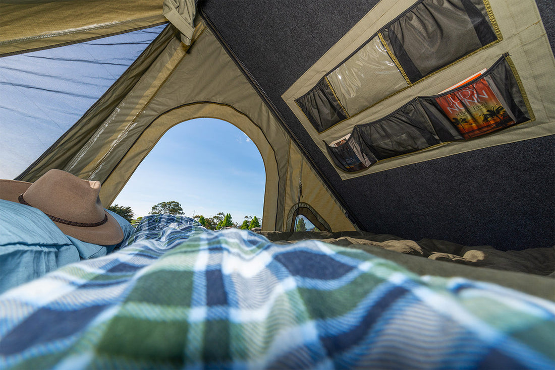 IRONMAN 4X4 SWIFT 1400 HARD SHELL ROOFTOP TENT