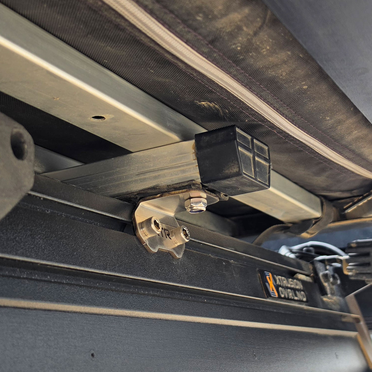 Stainless Rooftop Tent Brackets for XO.SKLTN Topper