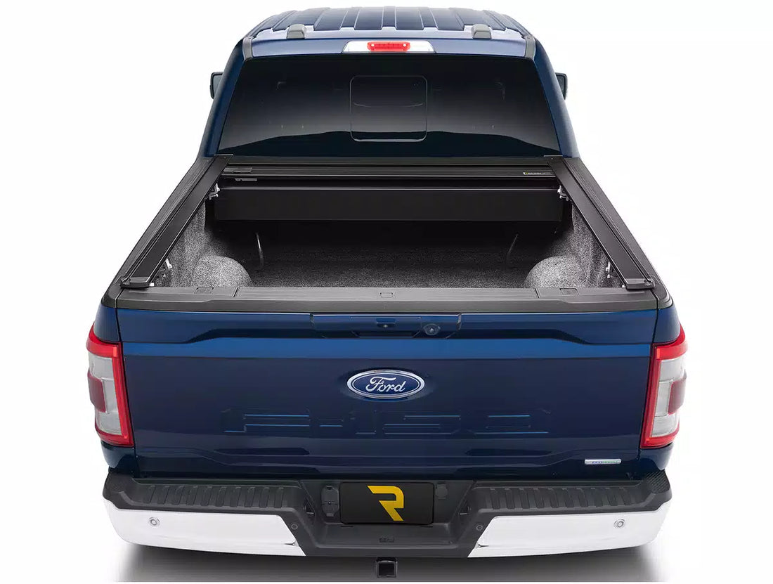 Retrax ONE XR Manual Retractable Tonneau Cover w/ T-Slot Rails