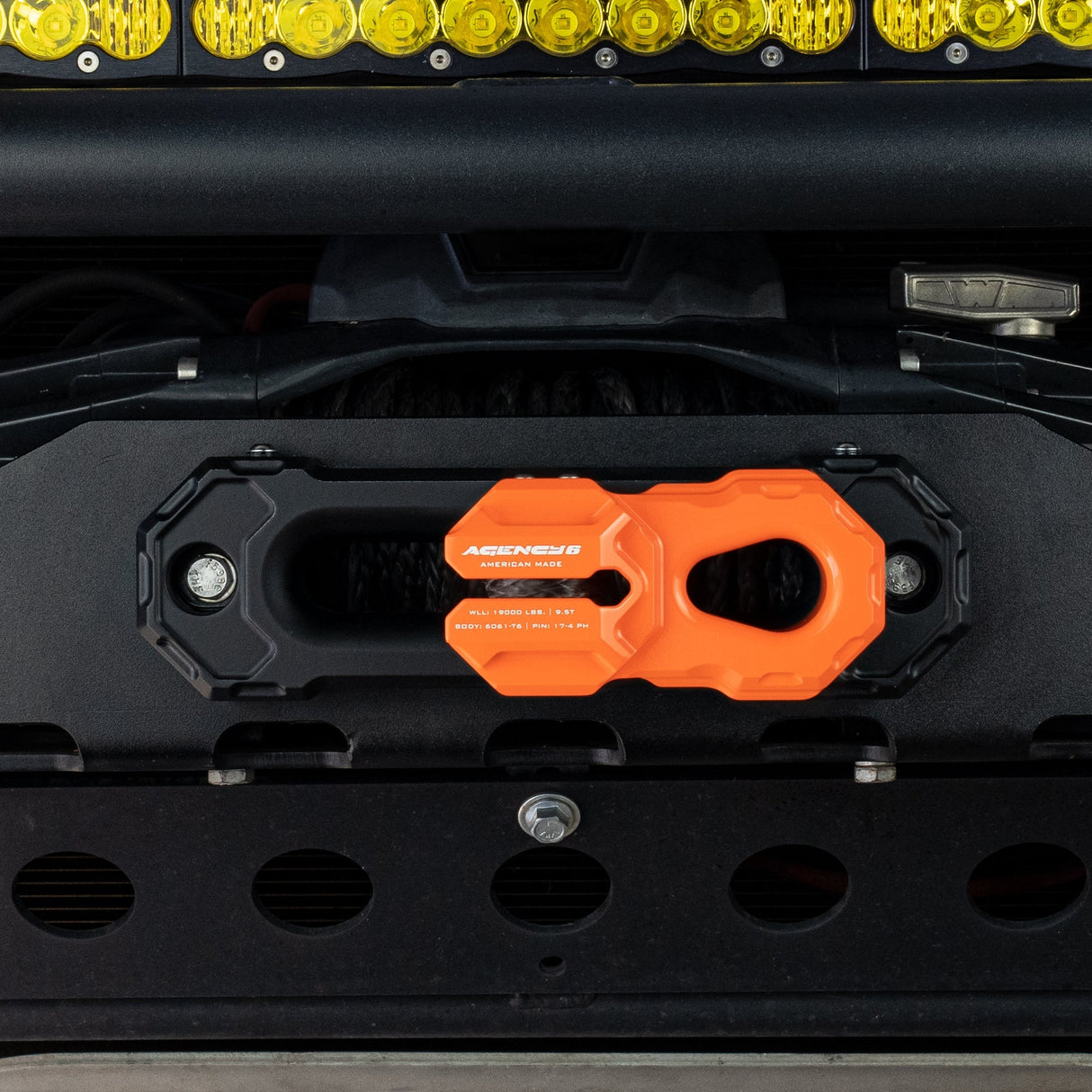 Agency 6 Billet Winch Shackle - Xtrusion Overland