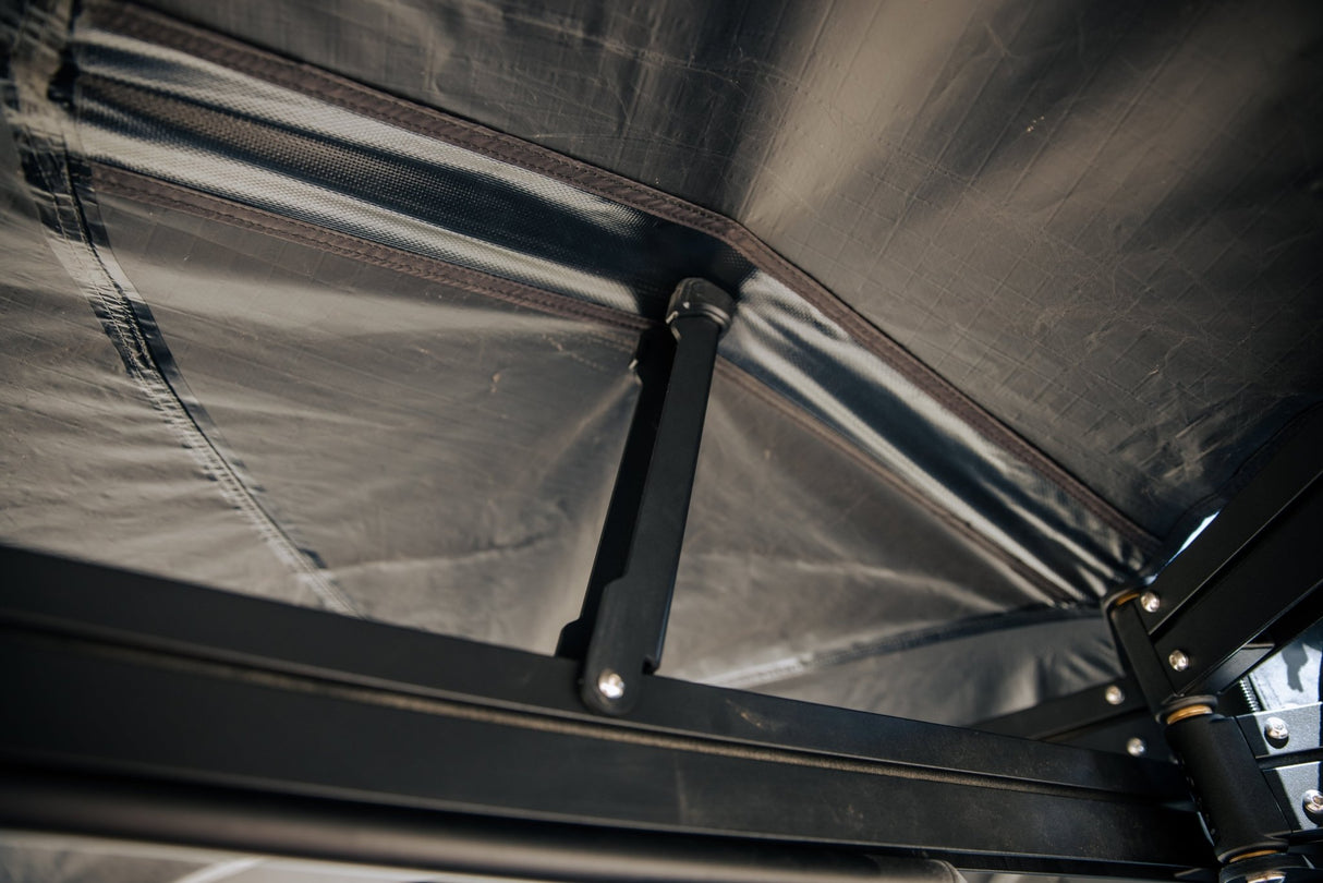 ARC 270 Awning - Xtrusion Overland