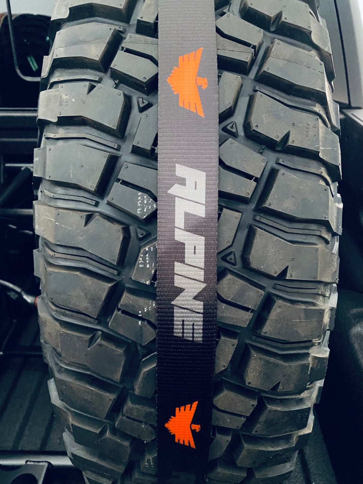 Black OG Tire Tie Down (Single Strap) - Xtrusion Overland
