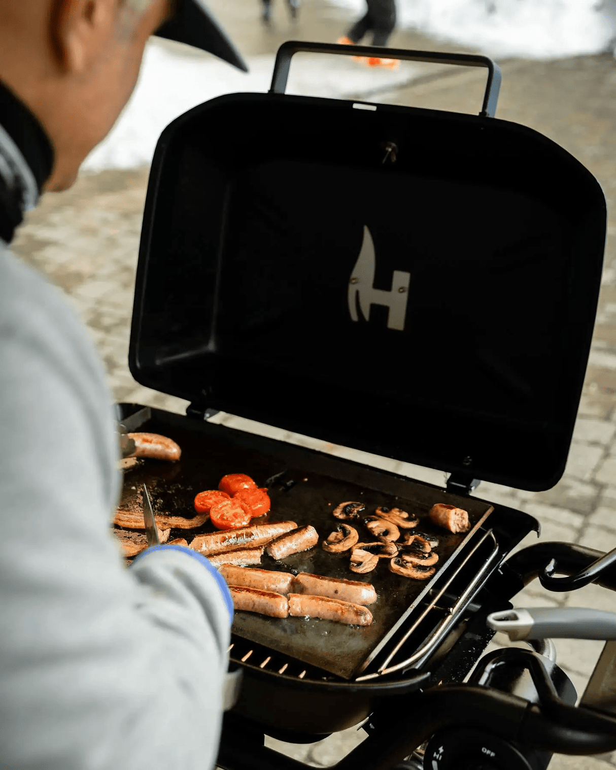 Cast Iron Flat Top Griddle - Xtrusion Overland