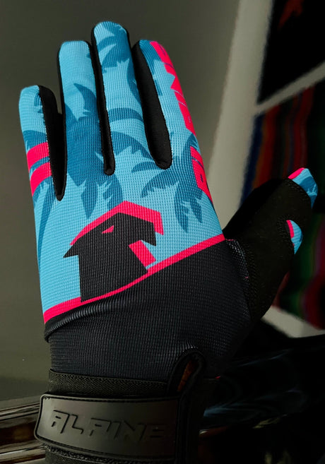 CLEARANCE-MIAMI NIGHTS GLOVES - Xtrusion Overland