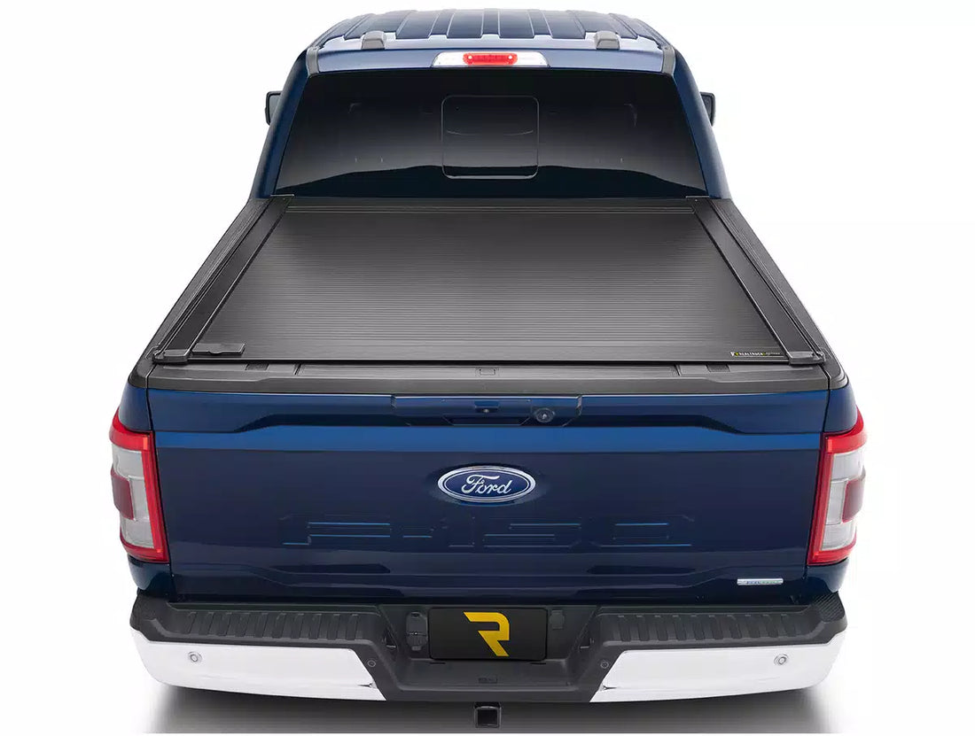 Retrax ONE XR Manual Retractable Tonneau Cover w/ T-Slot Rails