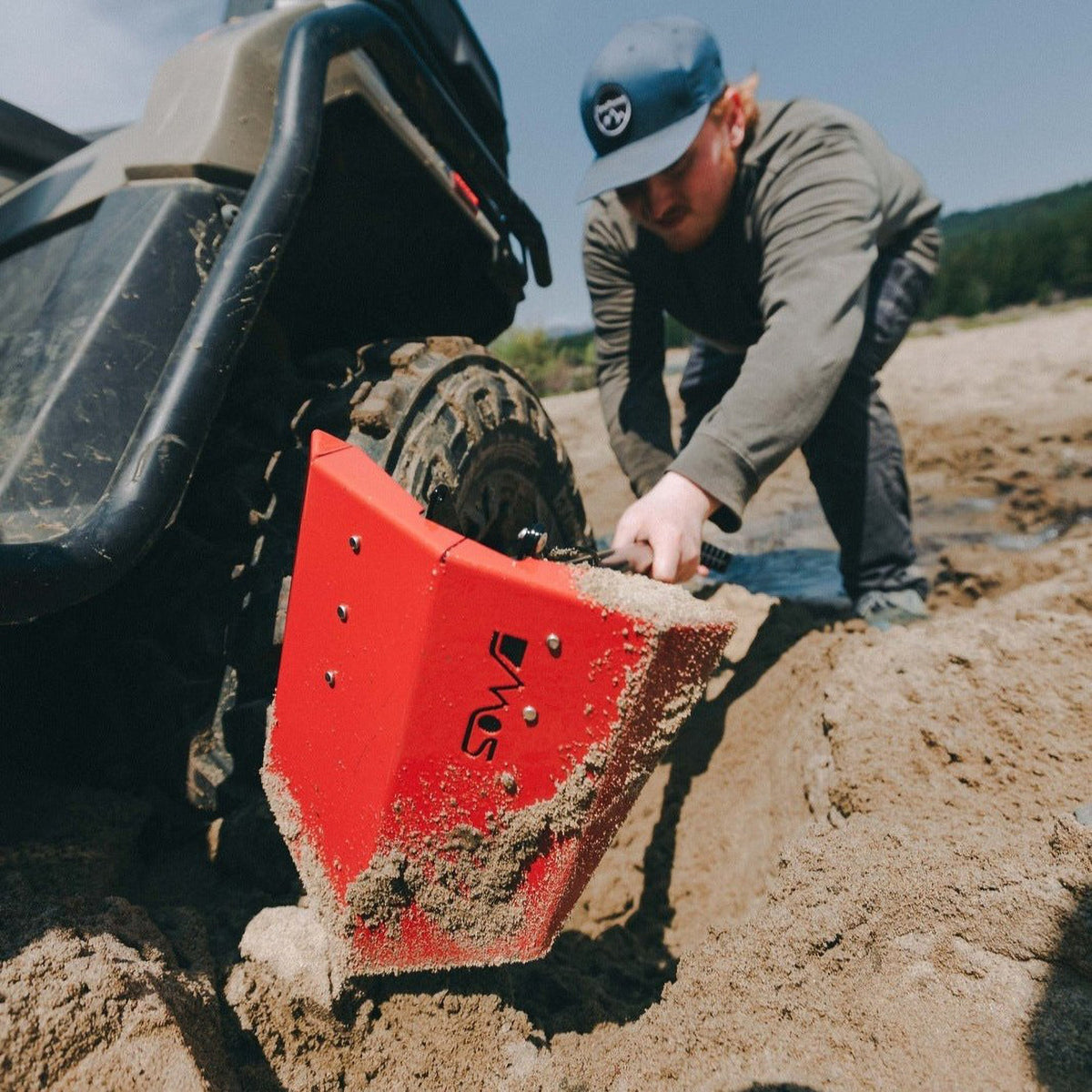 DMOS Compact Delta Shovel - Xtrusion Overland