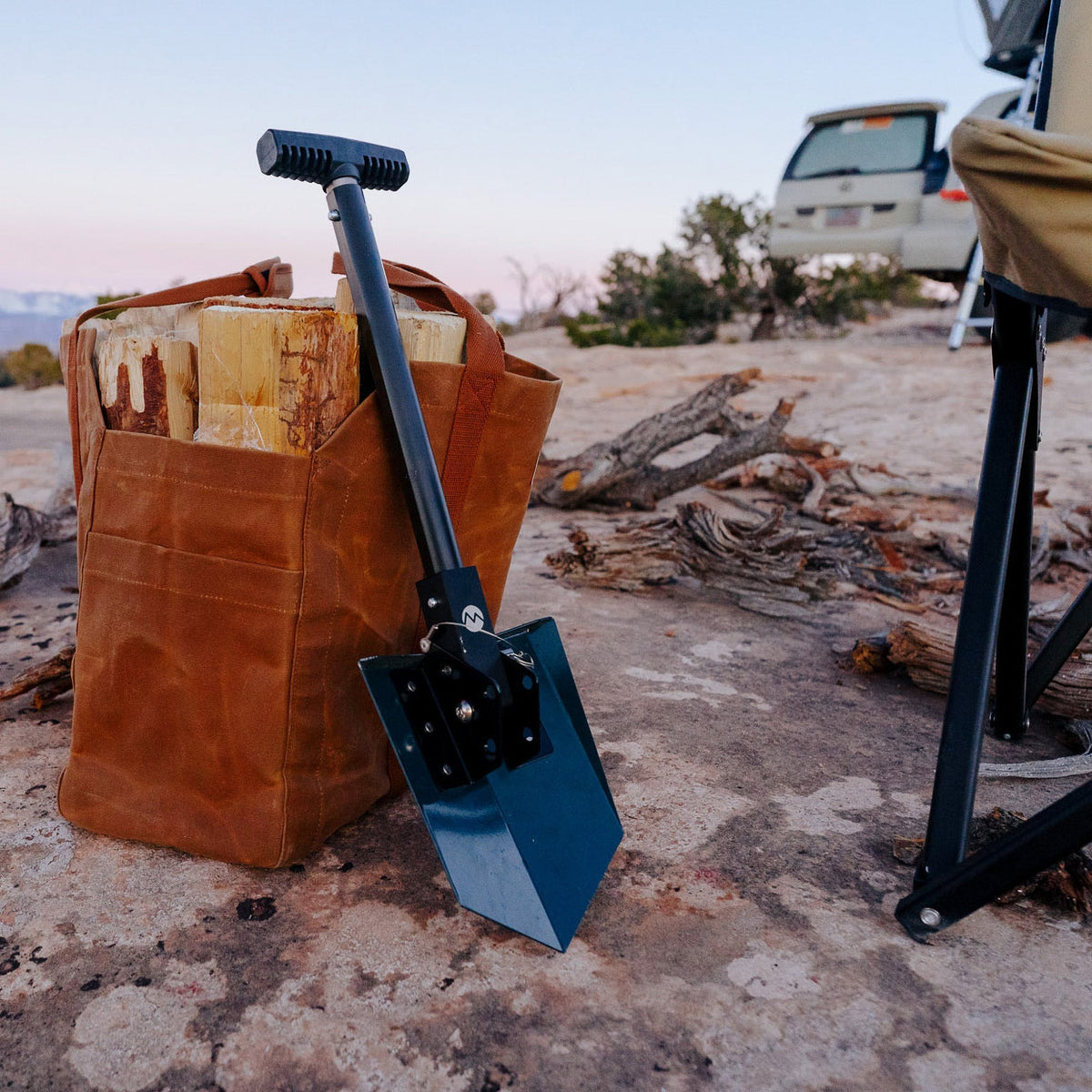 DMOS Compact Delta Shovel - Xtrusion Overland
