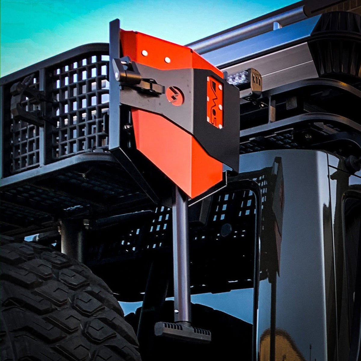DMOS Delta Shovel - Xtrusion Overland