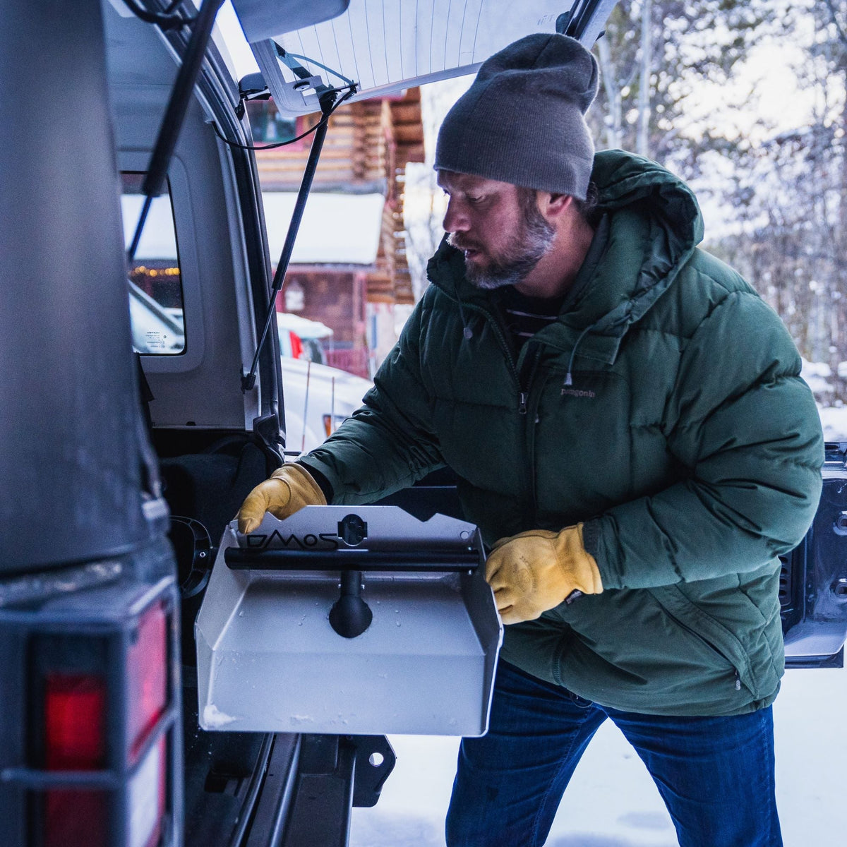 DMOS The Alpha Shovel - Xtrusion Overland