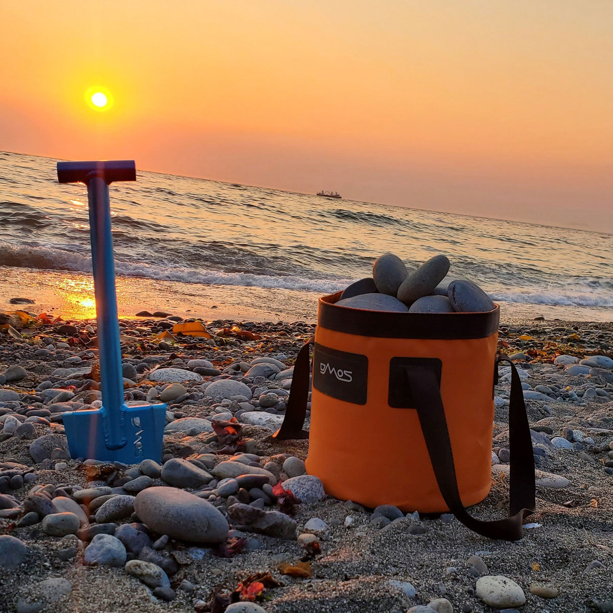 DMOS The Ruck Bucket - Foldable Camping Water Bucket - Xtrusion Overland