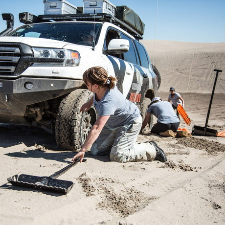 DMOS The Stealth Shovel - Xtrusion Overland