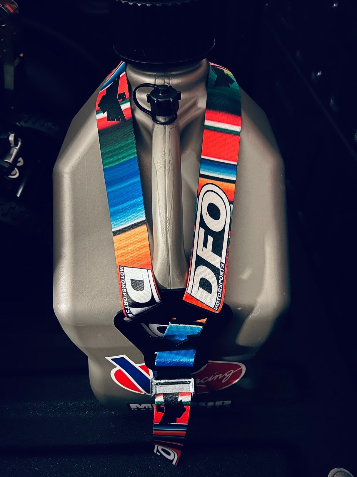 Dual Y Fuel Jug Strap - DFO X ALPINE - Xtrusion Overland