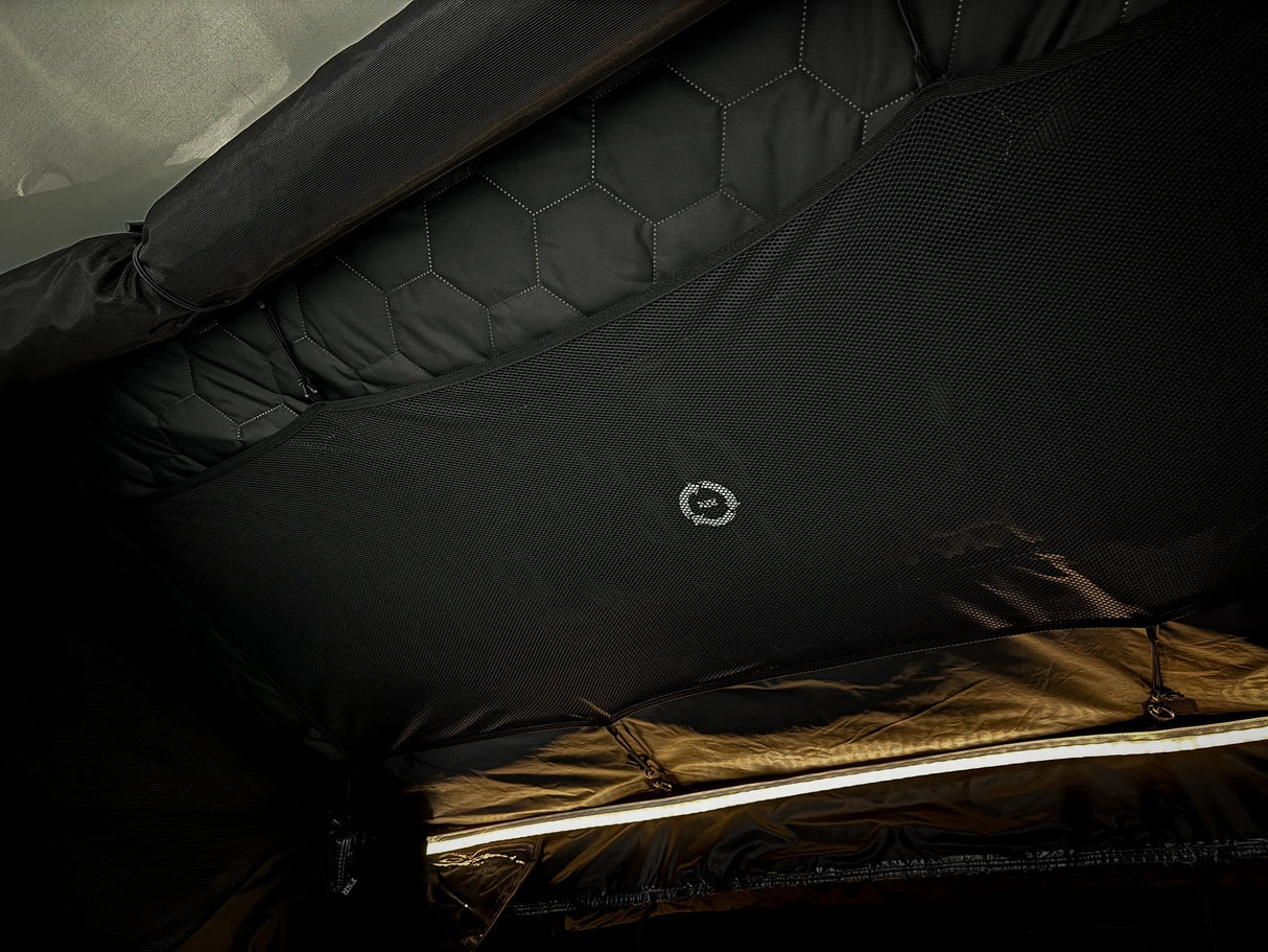 Evolution XL - Rooftop Tent - Xtrusion Overland