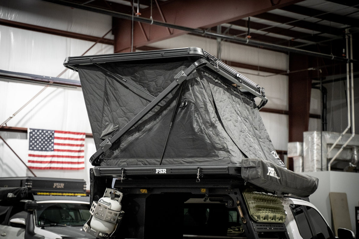Evolution XL - Rooftop Tent - Xtrusion Overland