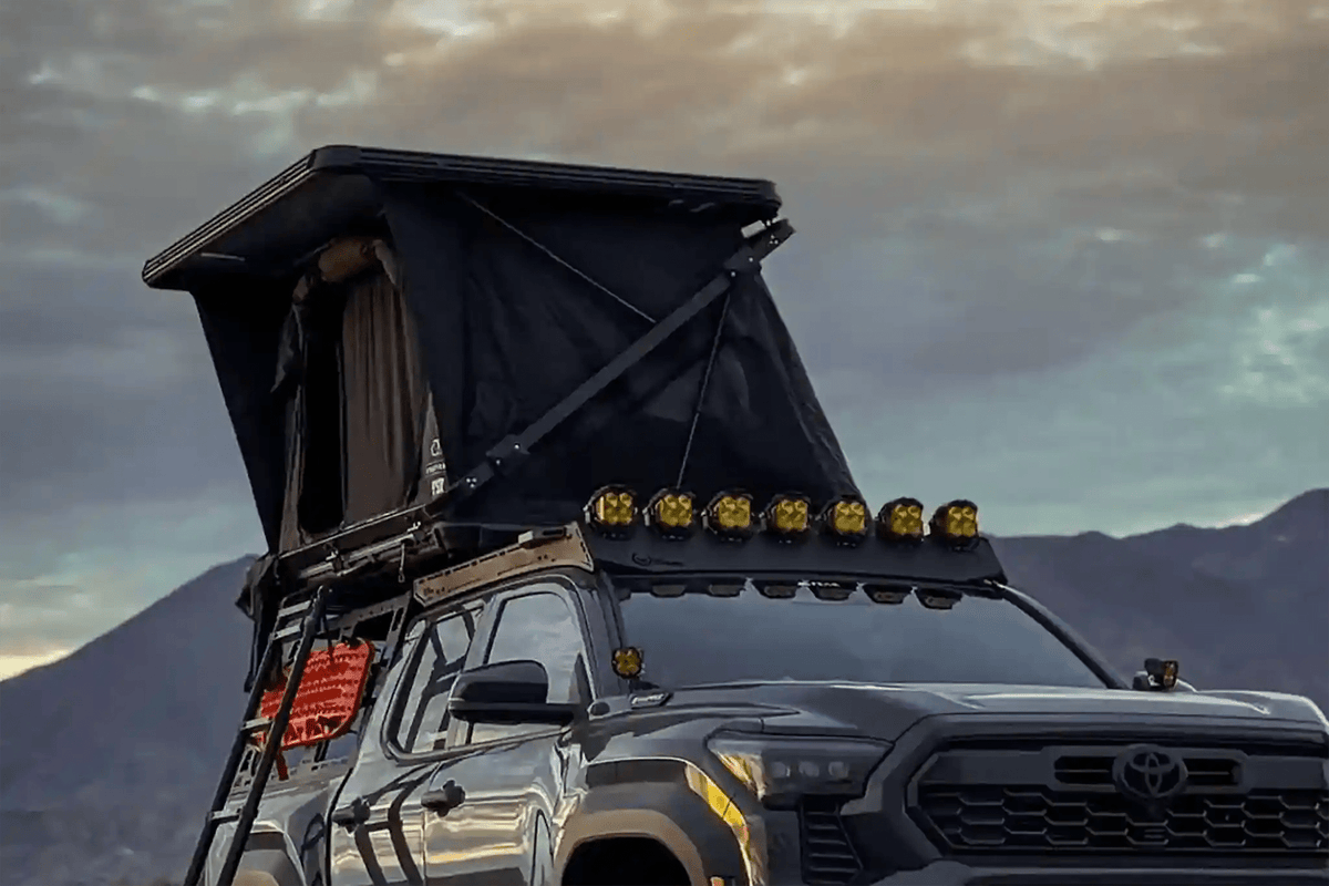Evolution XL - Rooftop Tent - Xtrusion Overland