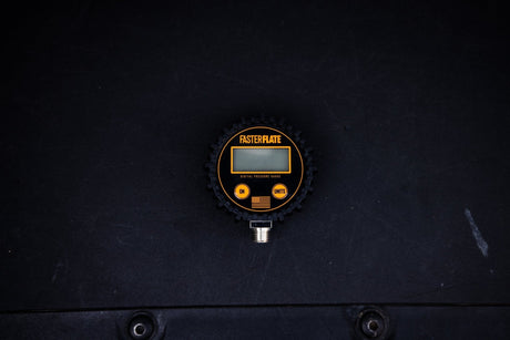 FasterFlate Digital Gauge - Xtrusion Overland