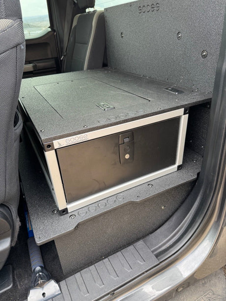 Ford - F250 - F550 - 2017 - Present - 4th - 5th Gen - Super Cab - without the center mounted B&O Subwoofer - Explore Series - Single Drawer Module - With Fitted Top Plate - Xtrusion Overland