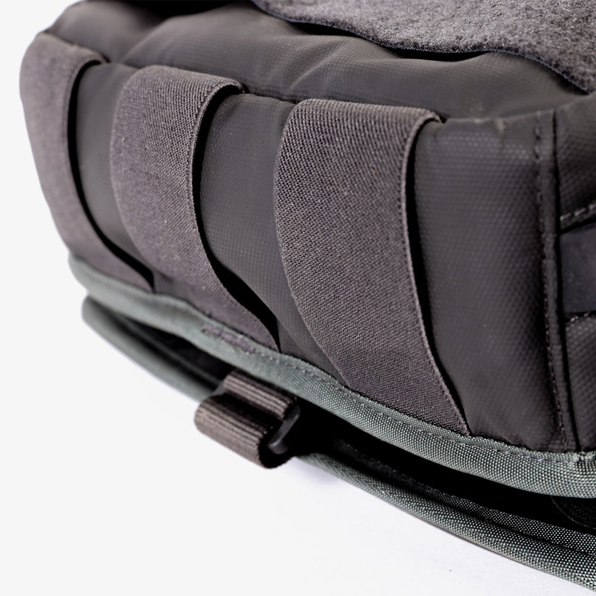 Headrest - Xtrusion Overland