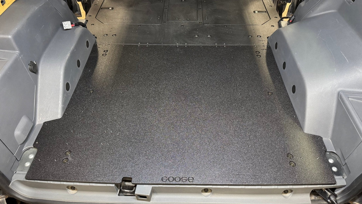 Ineos - Grenadier - 2024 - Present - 1st Gen - Venture Series - RCI Rear Plate System - Xtrusion Overland