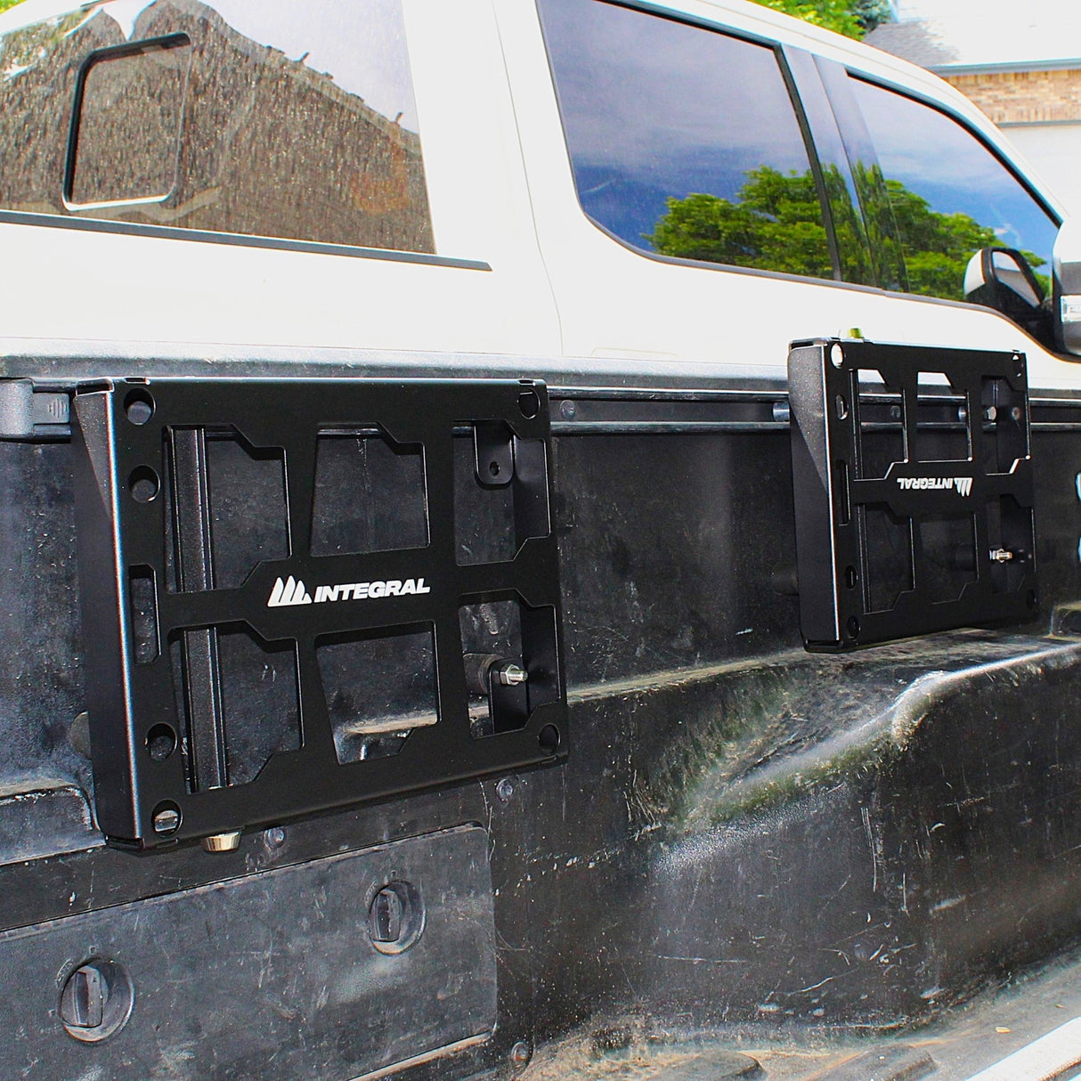 Integral Bedside Panel - Toyota Tacoma (2005+), Tundra (2007+), Jeep Gladiator (2019+) - Xtrusion Overland