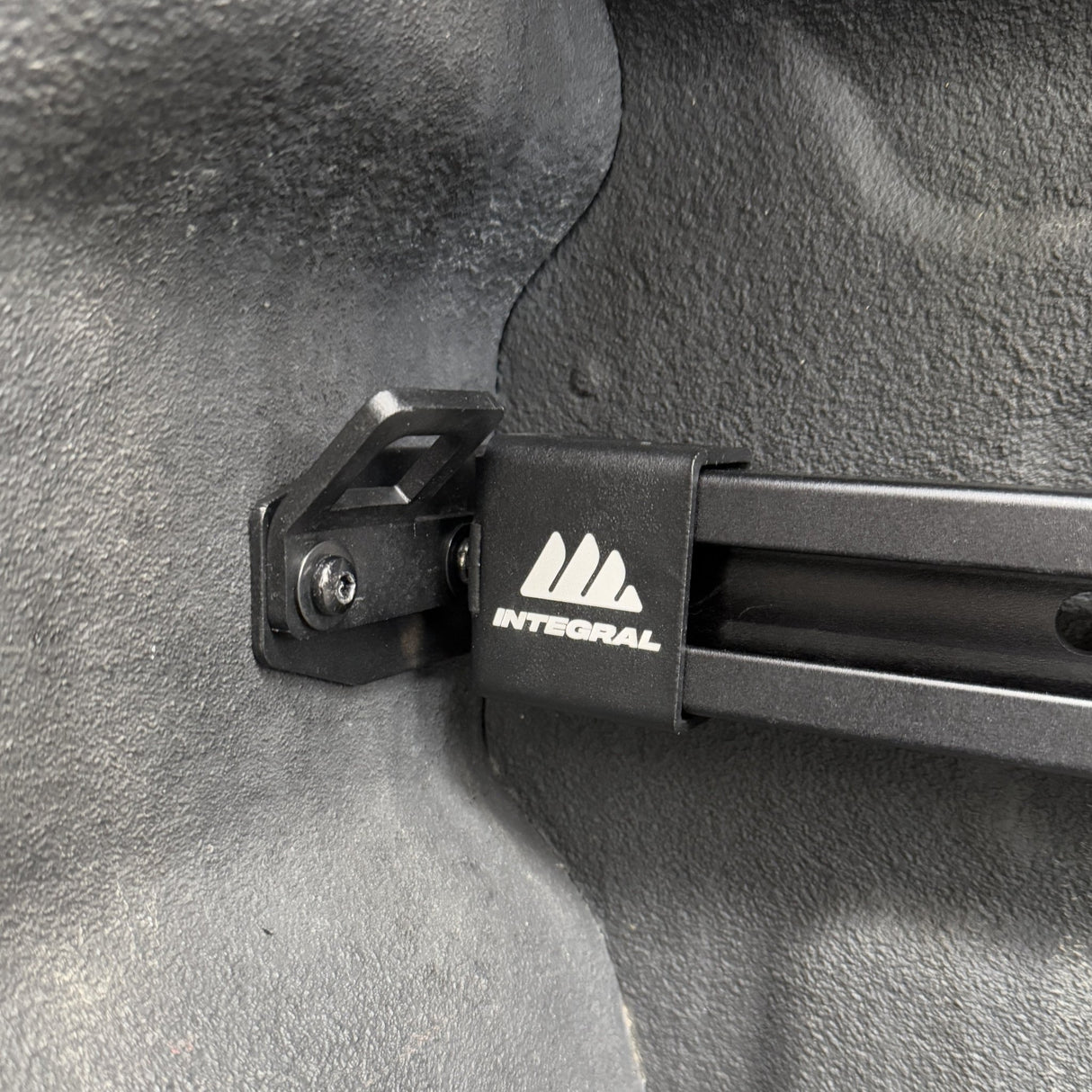 Integral Bulkhead Rail- F150 & Raptor 2015+ (5.5' Bed) - Xtrusion Overland