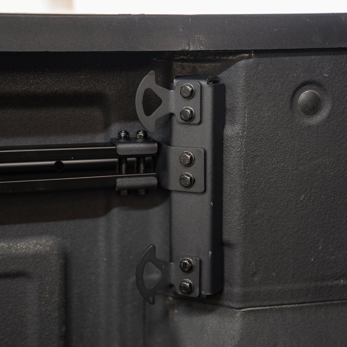 Integral Rail Kit + Panel Kits - GM HD 2020+ (8' Long Bed Only) - Xtrusion Overland