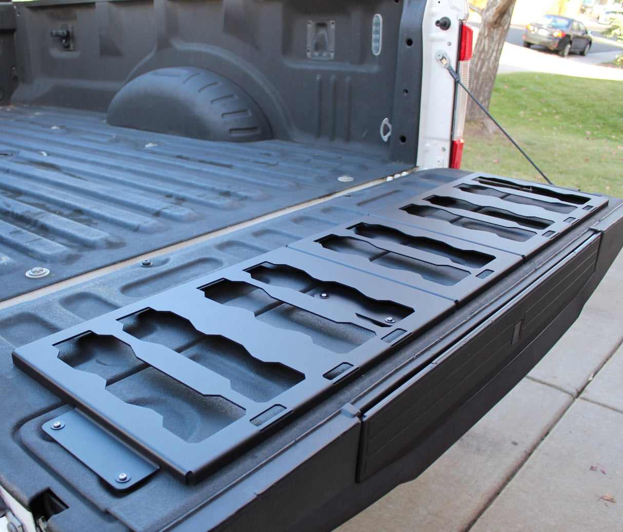 Integral Tailgate Panel - Ford F150 & Raptor - 5.5' Bed (2015+) - Xtrusion Overland