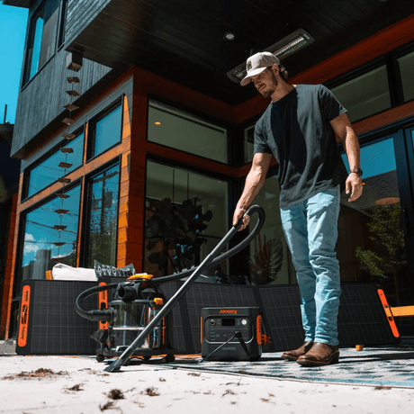 Jackery Solar Generator 2000 v2 - Xtrusion Overland