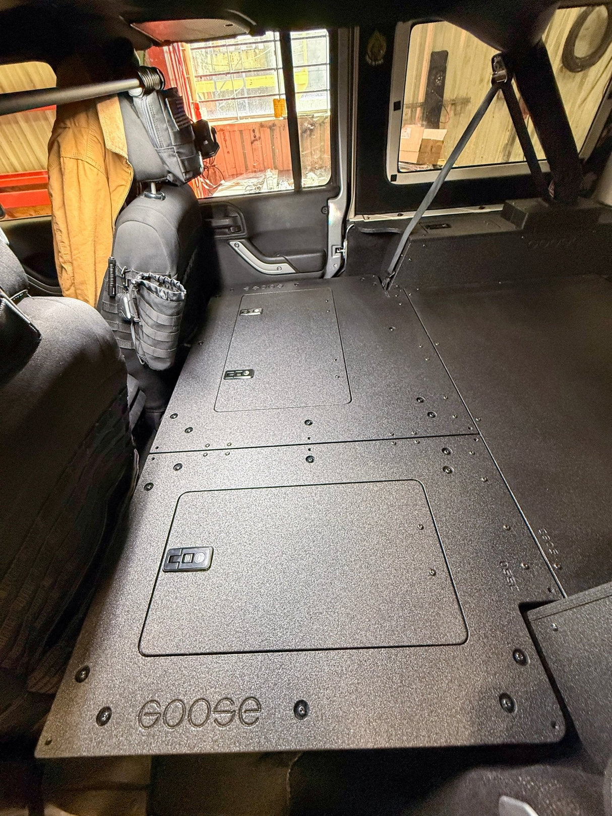 Jeep - Wrangler - 2007-2018 - JKU - 4 Door - Explore Series - Second Row Seat Delete Plate System - Second Row - Module Based - 8" Module - Xtrusion Overland