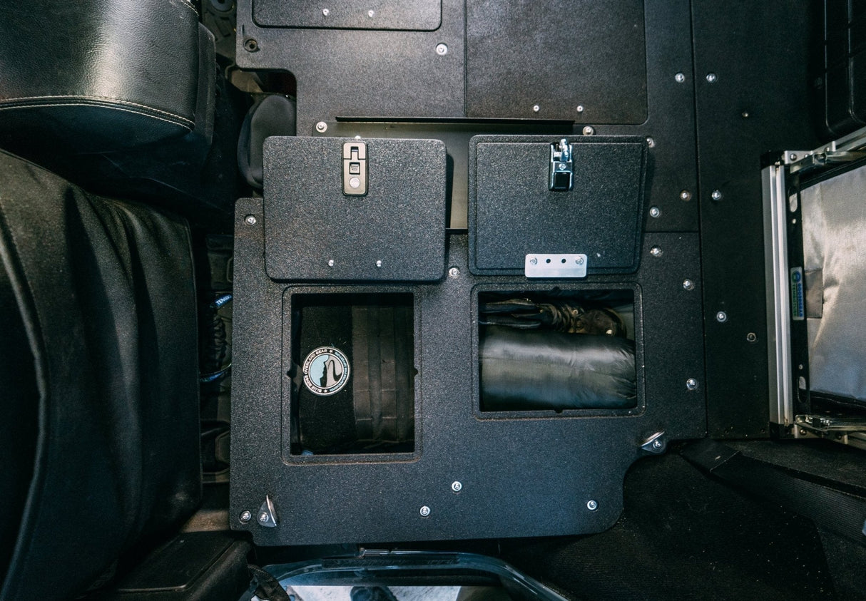 Jeep Wrangler 2007 - 2018 JKU 4 Door - Second Row Seat Delete Plate System - Xtrusion Overland