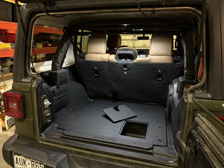 Jeep Wrangler 2018 - Present JLU 4 Door - Rear Plate System - Xtrusion Overland