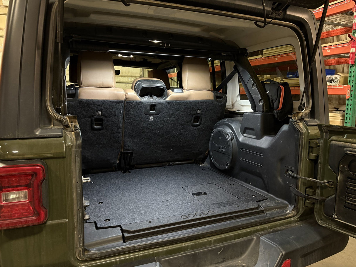 Jeep Wrangler 2018 - Present JLU 4 Door - Rear Plate System - Xtrusion Overland