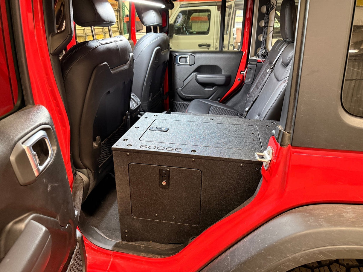 Jeep - Wrangler - 2024-Present - JLU - 4 Door - Explore Series - Seat Delete Plate System - Second Row - Module Based - 10" Module - Xtrusion Overland