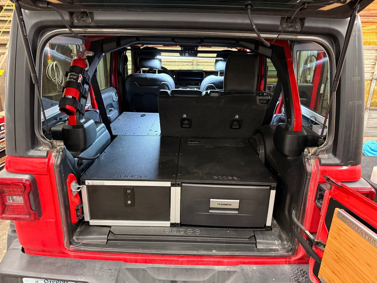 Jeep - Wrangler - 2024-Present - JLU - 4 Door - Explore Series - Seat Delete Plate System - Second Row - Module Based - 10" Module - Xtrusion Overland