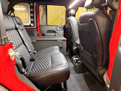 Jeep - Wrangler - 2024-Present - JLU - 4 Door - Explore Series - Seat Delete Plate System - Second Row - Module Based - 10" Module - Xtrusion Overland