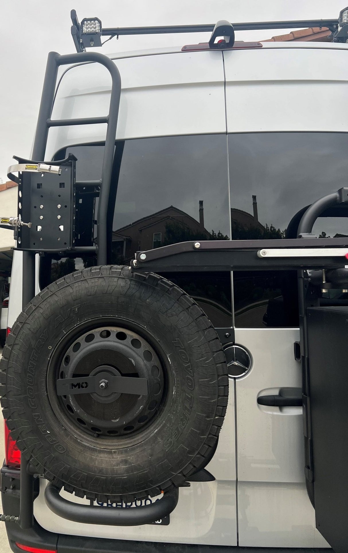 Ladder Cross-Bar Mount for Propane and CO2 Power Tanks - Xtrusion Overland