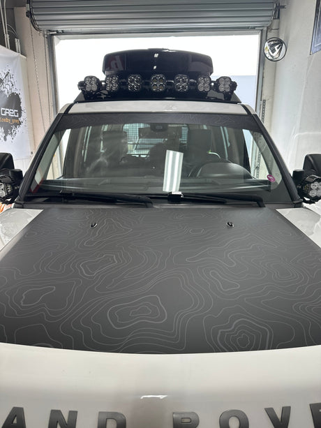 Land Rover Discovery LR4 Hood Stamp - Xtrusion Overland