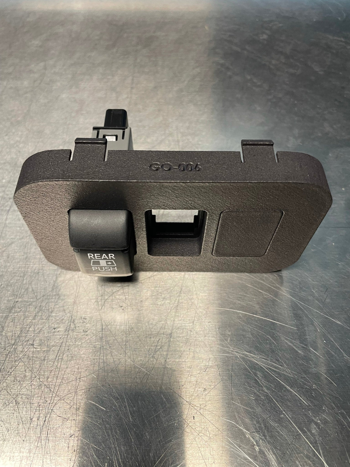 Modular Insert for 3 Short Switches - Xtrusion Overland