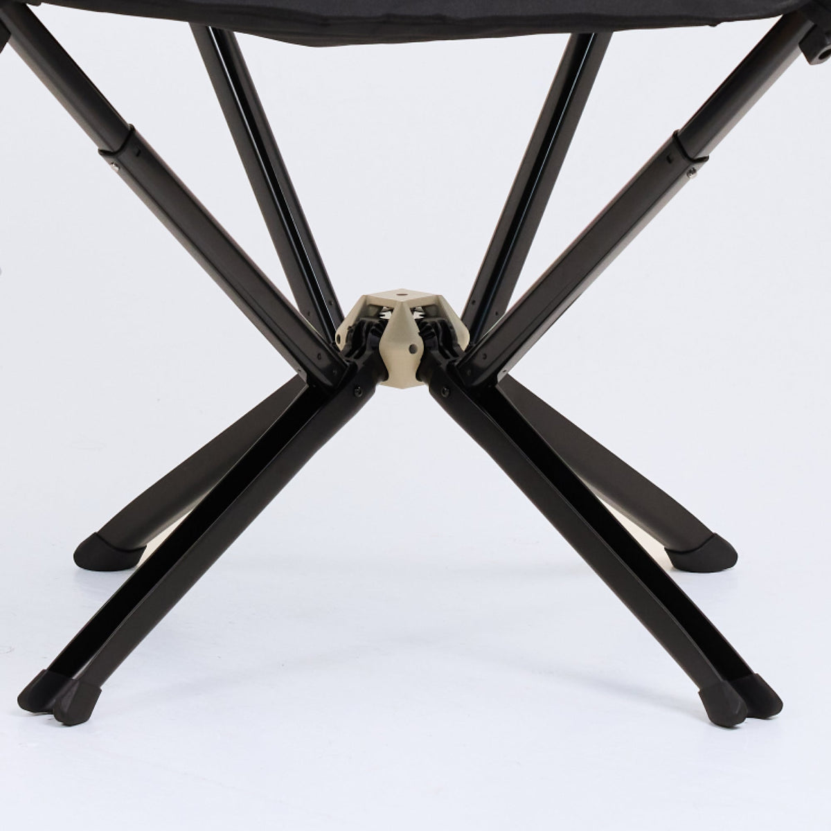 MystiQ Lounge Chair - Xtrusion Overland