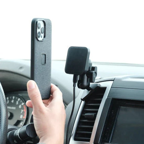 OFFROAM Nissan Frontier (2013-2021) | Xterra (2009-2015) Magnetic Charging Phone Mount - Xtrusion Overland
