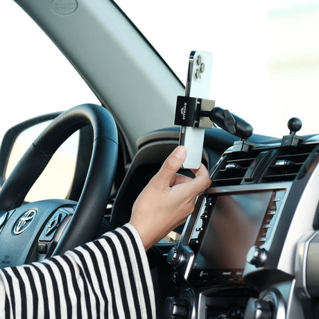 OFFROAM Toyota 4Runner (2010-2024) Phone Mount - Xtrusion Overland