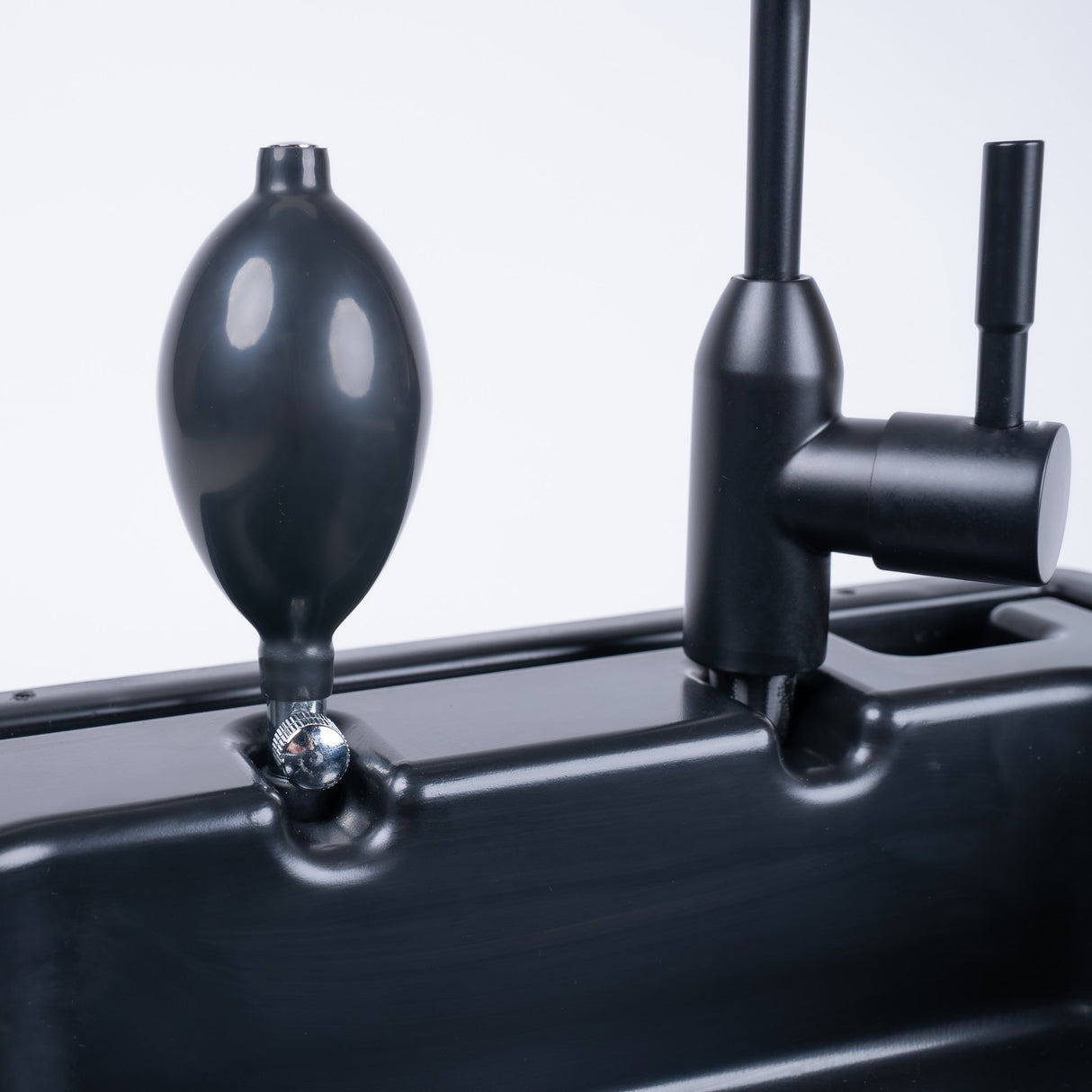 Portable Sink | BOXIO - WASH - Xtrusion Overland