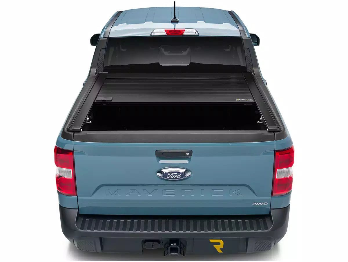 Retrax PRO XR Manual Retractable Tonneau Cover w/ T-Slot Rails - Xtrusion Overland