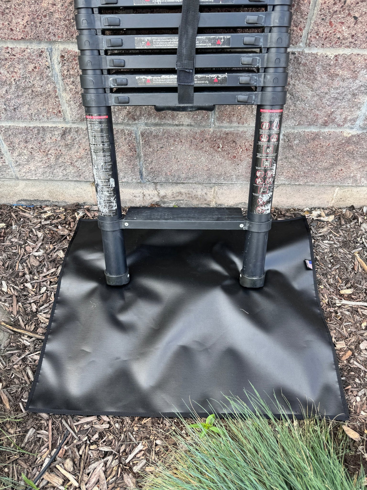 Roof Top Tent Ladder Vinyl Mat - Xtrusion Overland