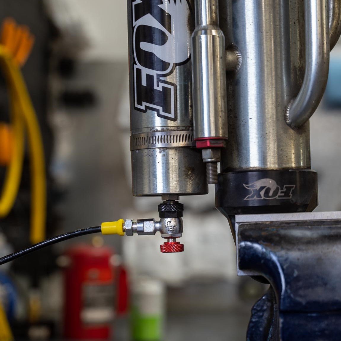 Shock Boss™ V2 - Portable Nitrogen Shock Tuning Kit - Xtrusion Overland